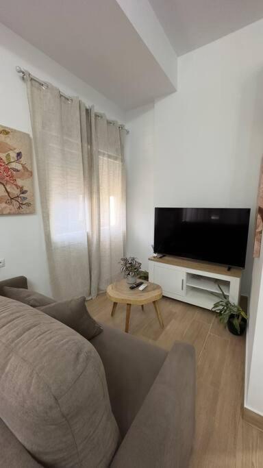 Rockside Residences Suites La Linea La Línea de la Concepción Exteriér fotografie